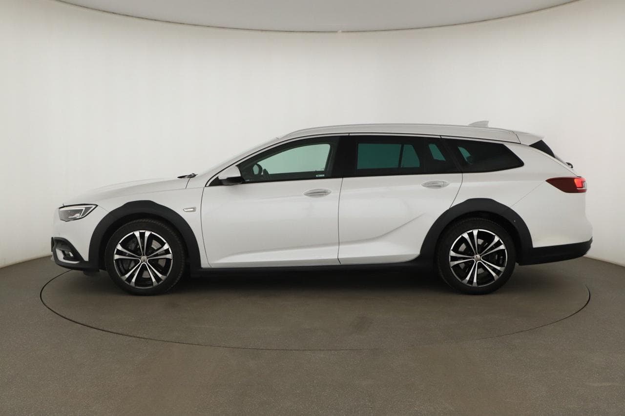 2018 Opel INSIGNIA - 4