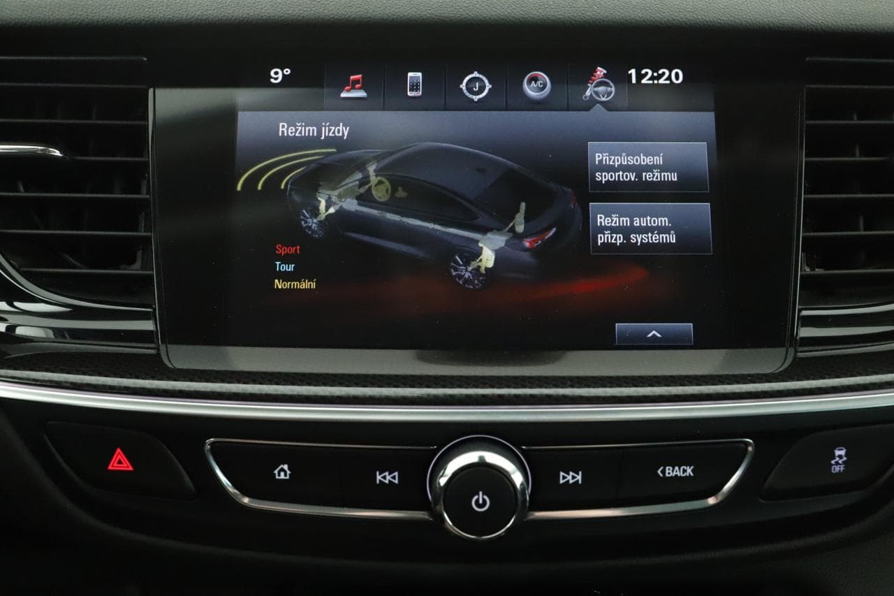 2018 Opel INSIGNIA - 16