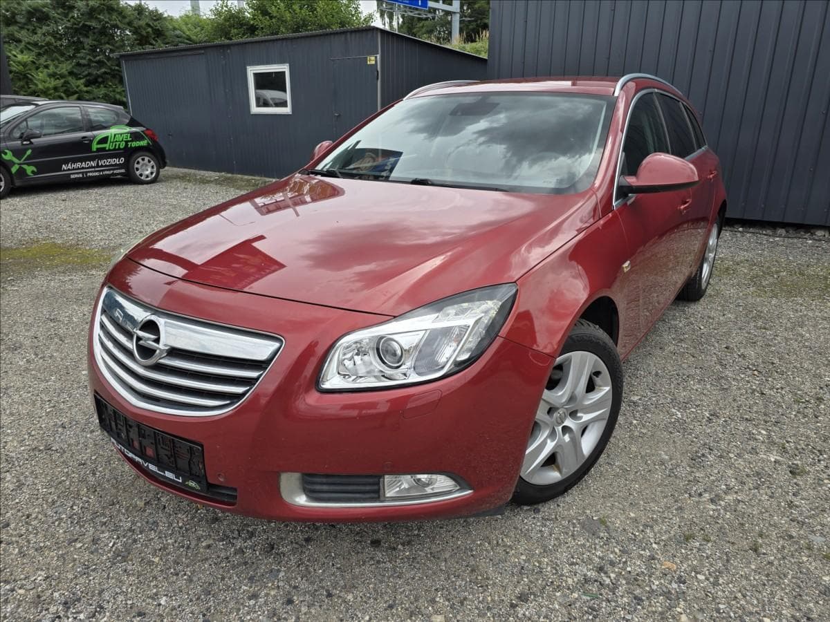 2010 Opel INSIGNIA