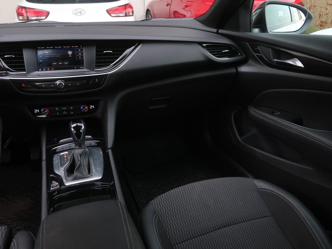 2021 Opel INSIGNIA - 11