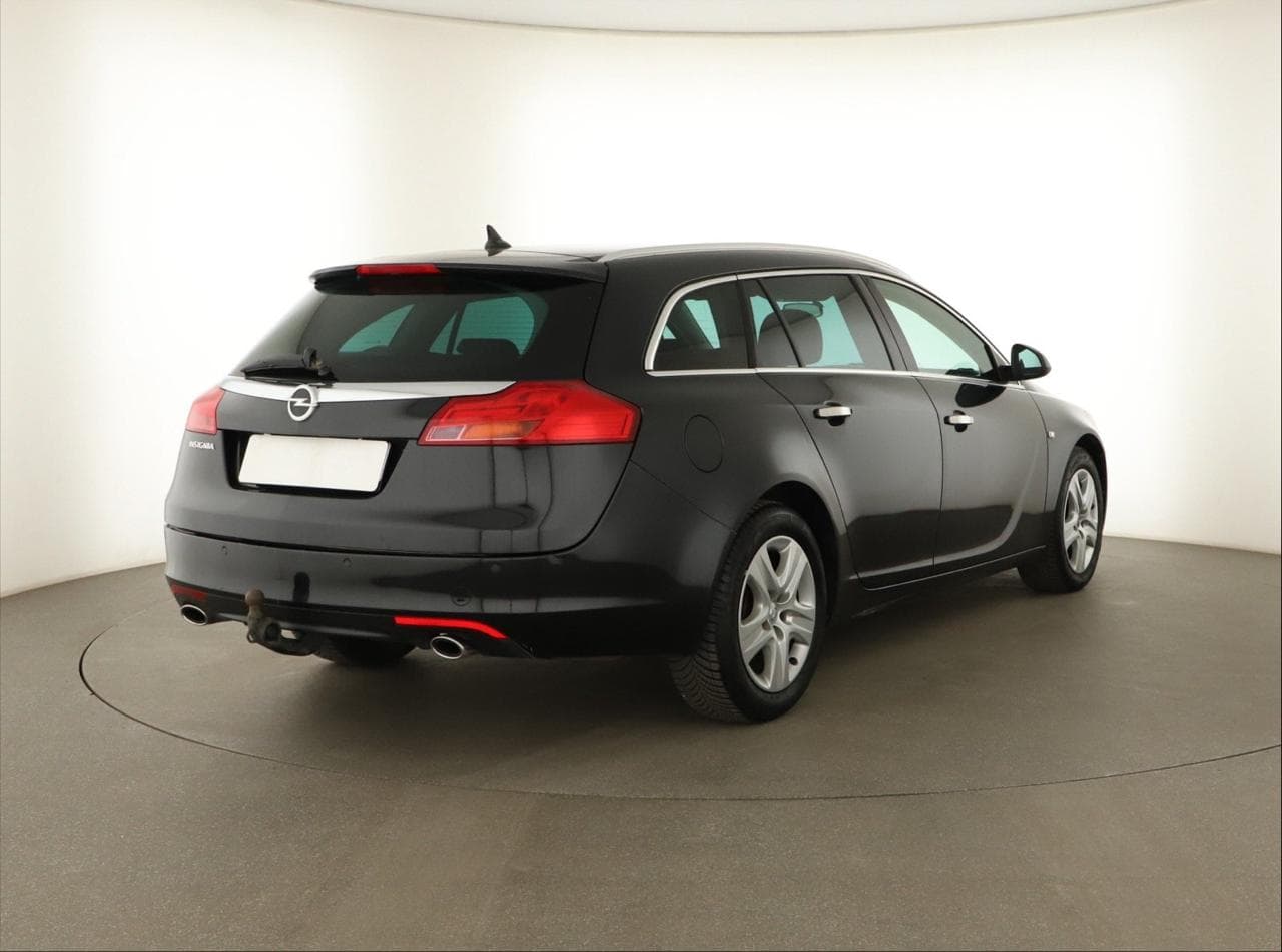 2012 Opel Insignia - 13