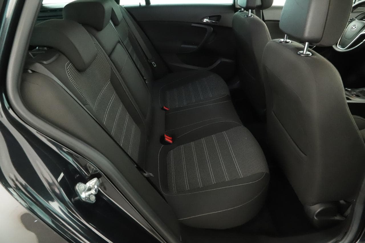 2012 Opel Insignia - 21