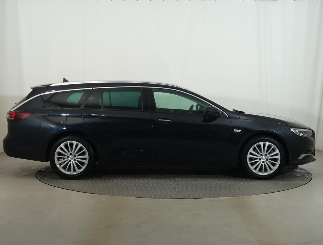 2018 Opel INSIGNIA - 8