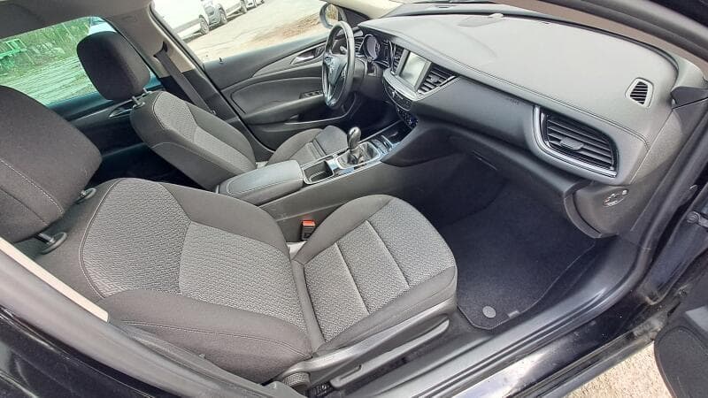 2019 Opel INSIGNIA - 7