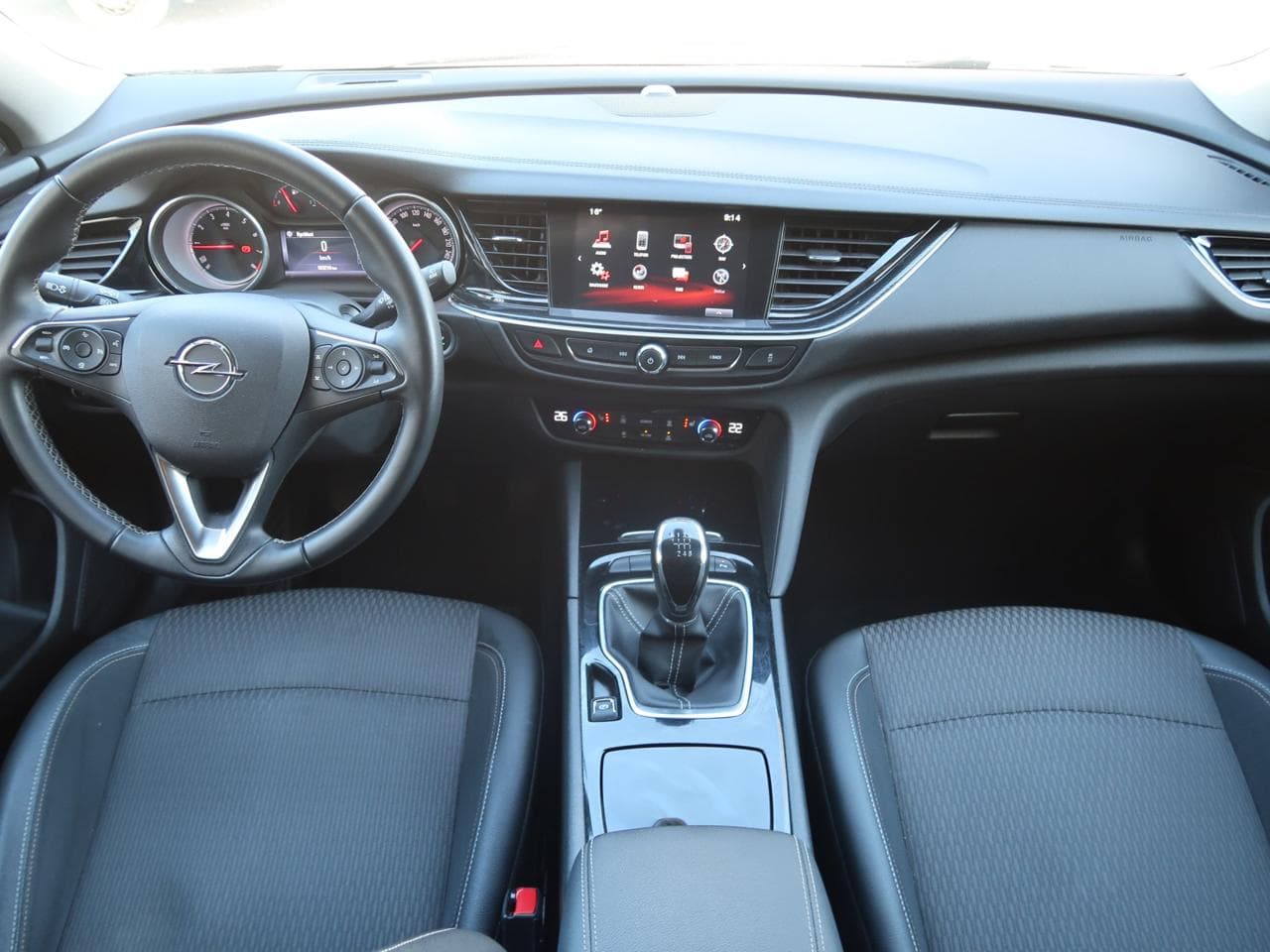 2018 Opel INSIGNIA - 13