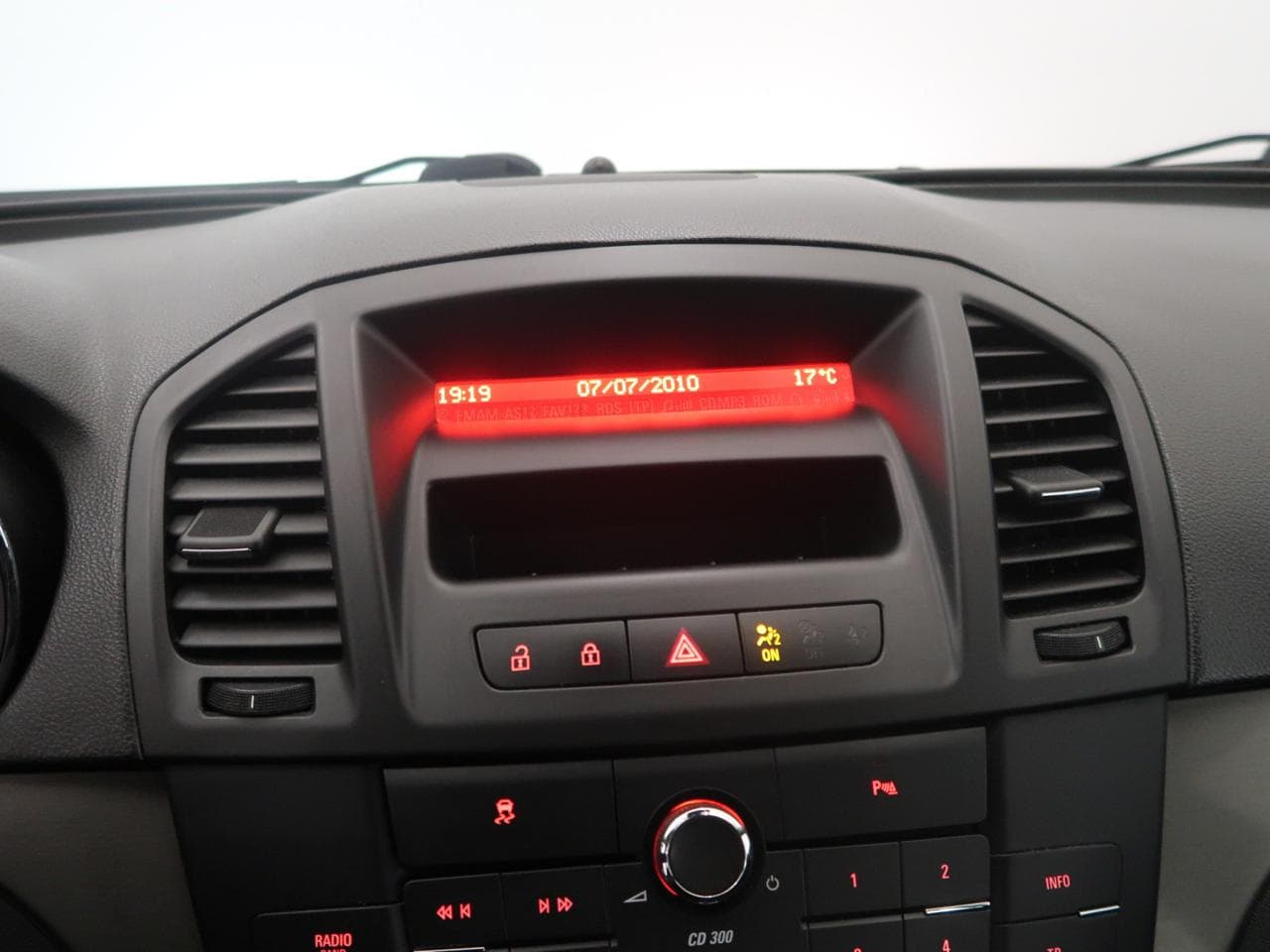 2009 Opel INSIGNIA - 18