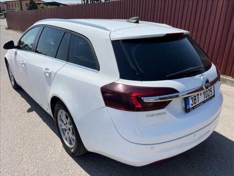 2016 Opel INSIGNIA - 8