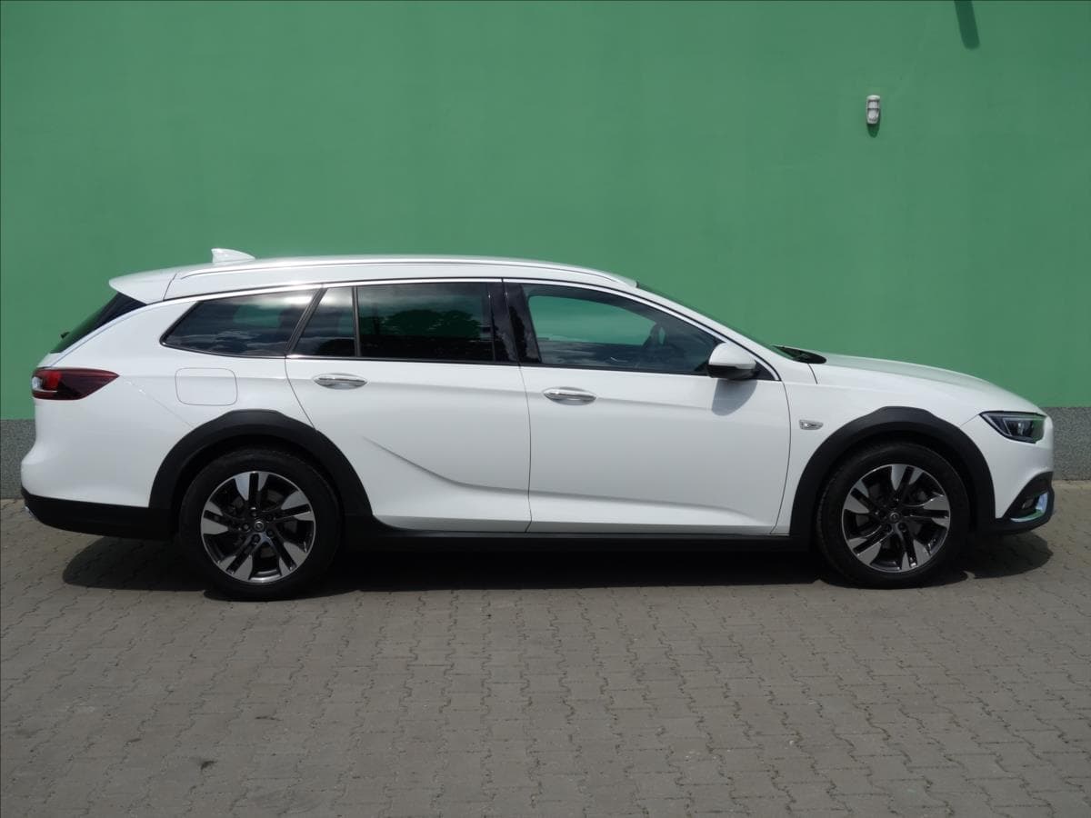 2018 Opel INSIGNIA - 6