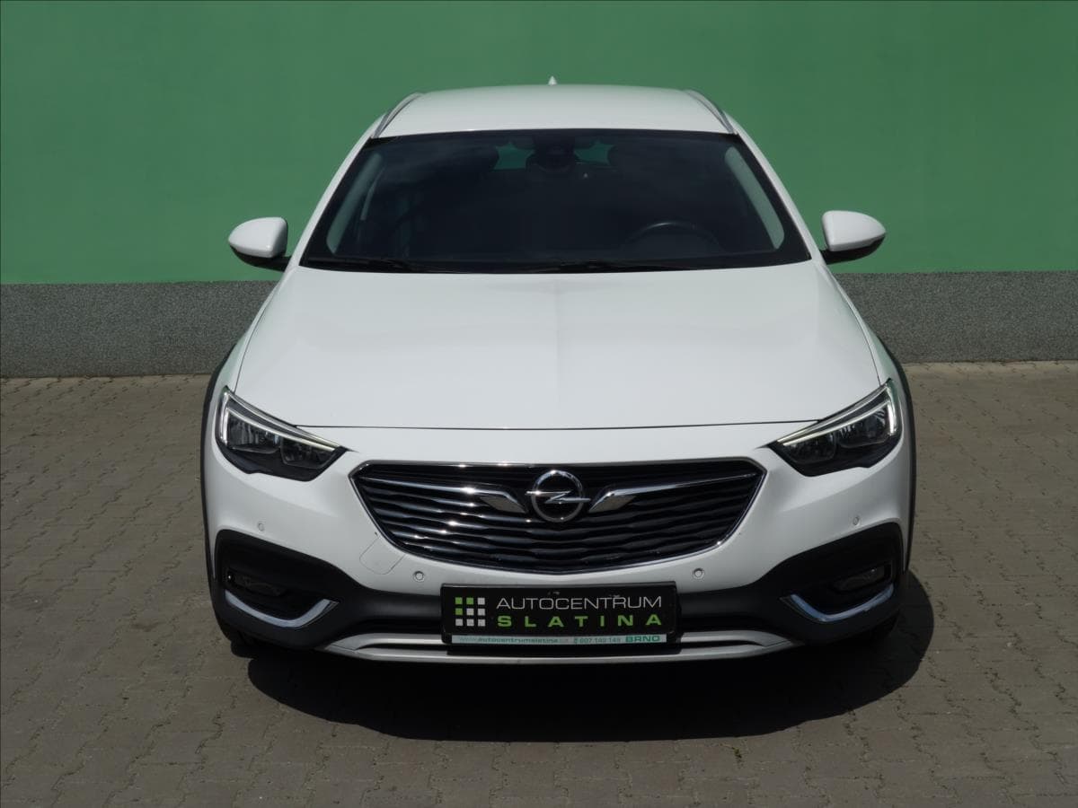 2018 Opel INSIGNIA - 10