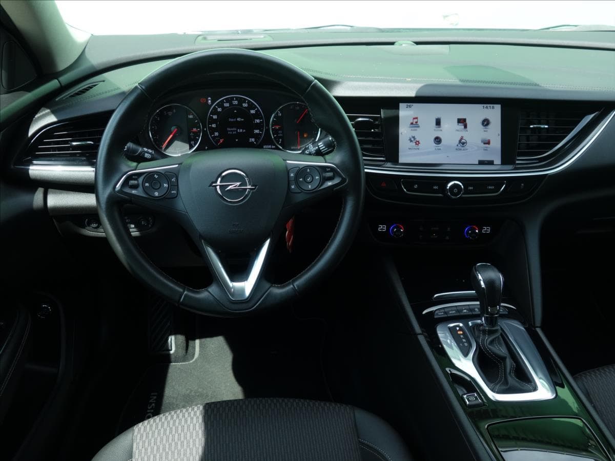 2018 Opel INSIGNIA - 16