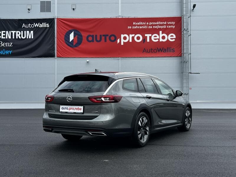 2018 Opel INSIGNIA - 10