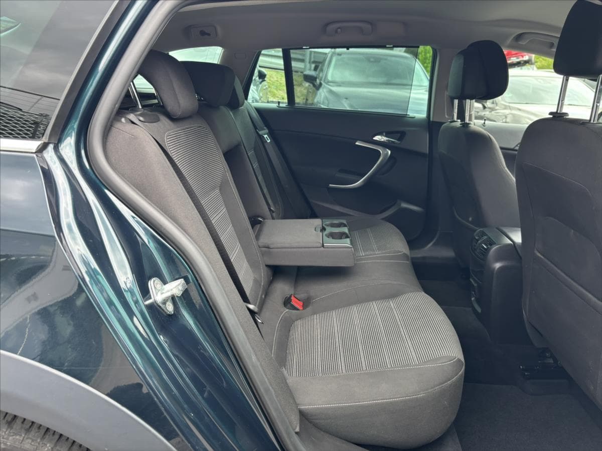 2015 Opel INSIGNIA - 18