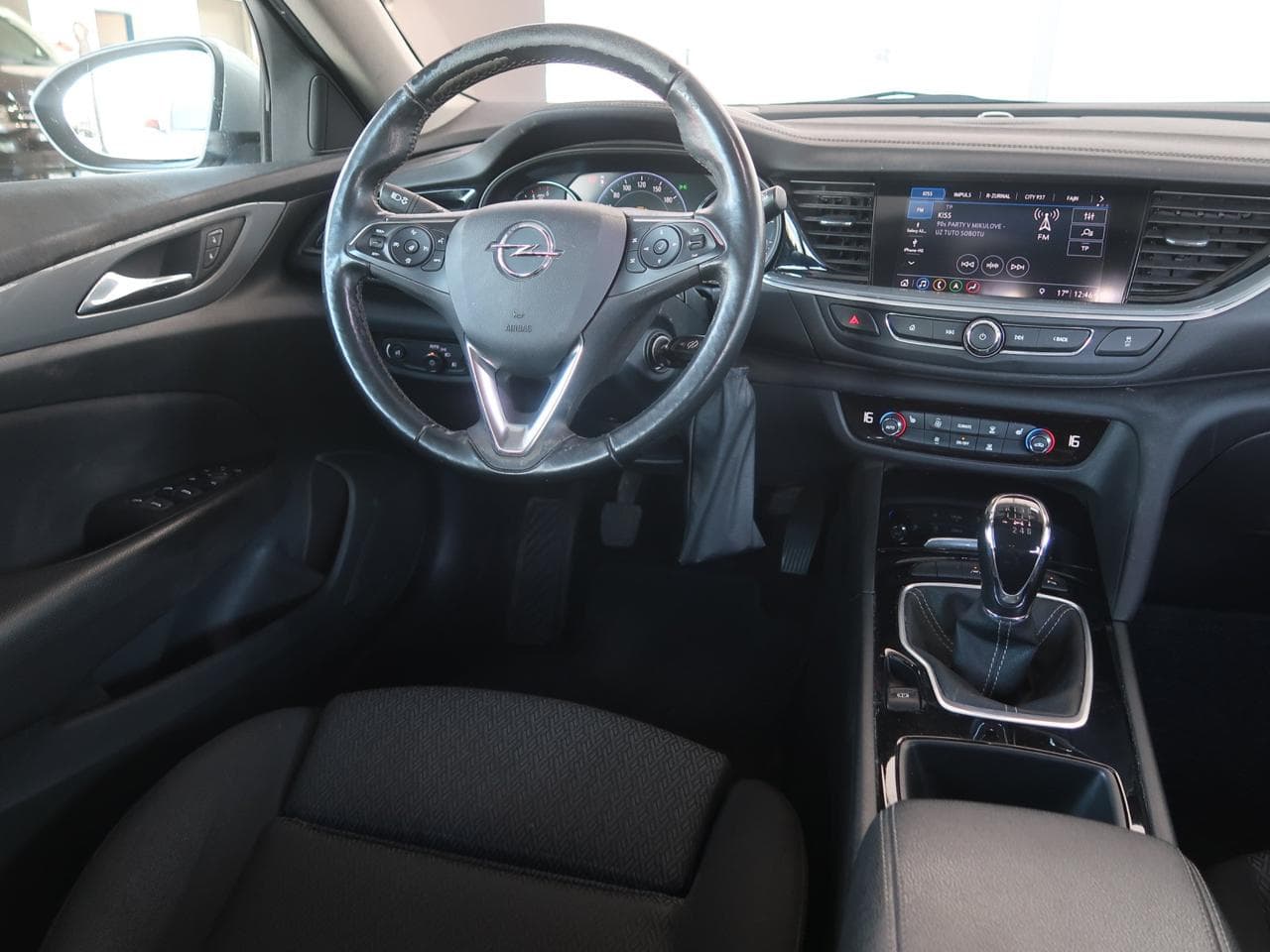 2020 Opel INSIGNIA - 9