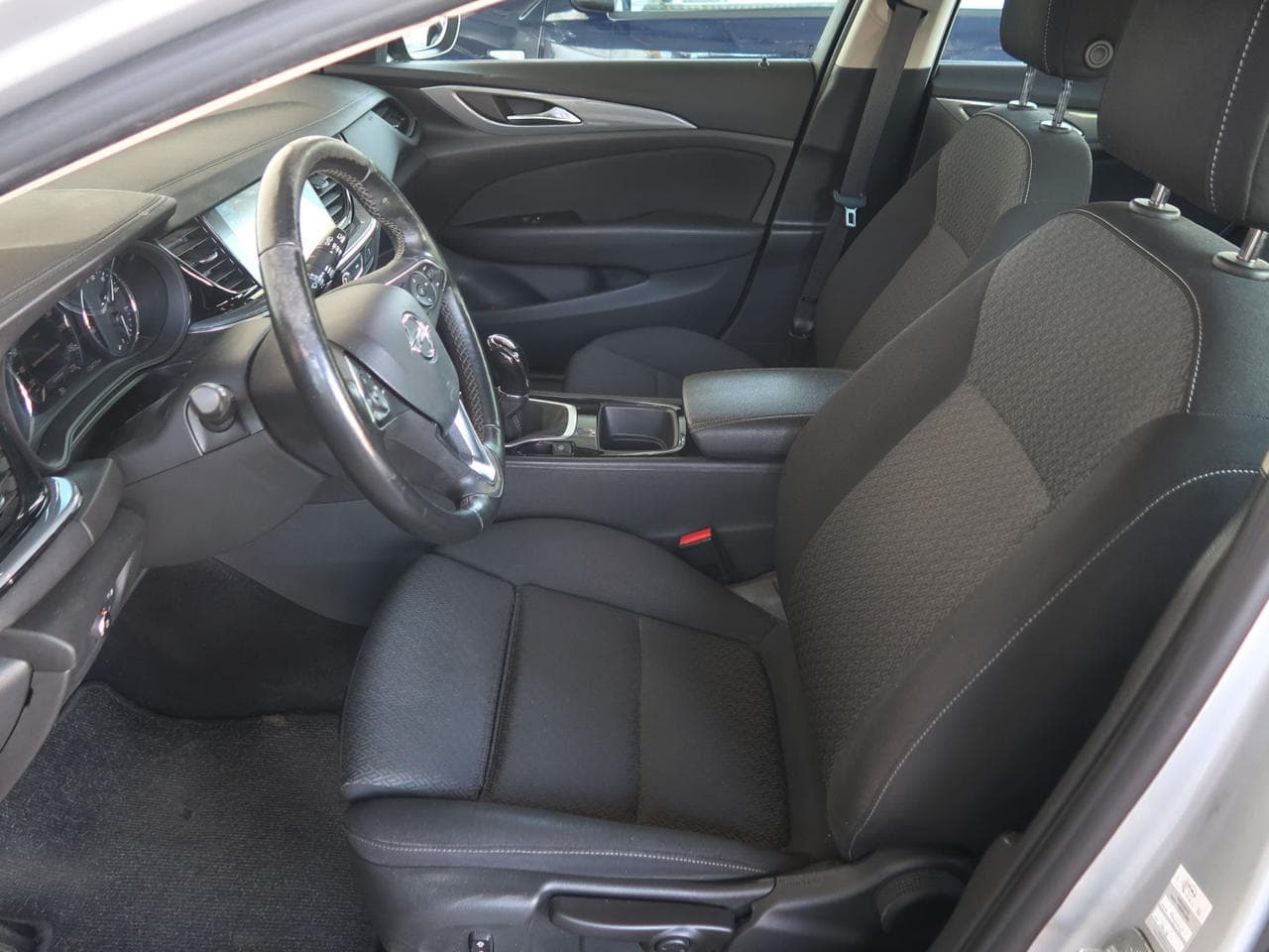 2020 Opel INSIGNIA - 16