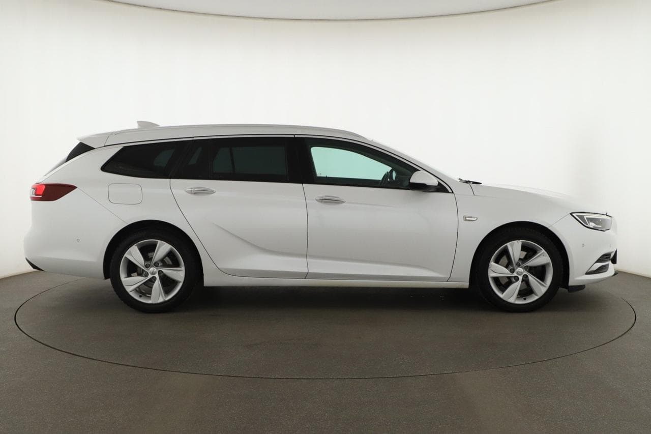2017 Opel INSIGNIA - 15