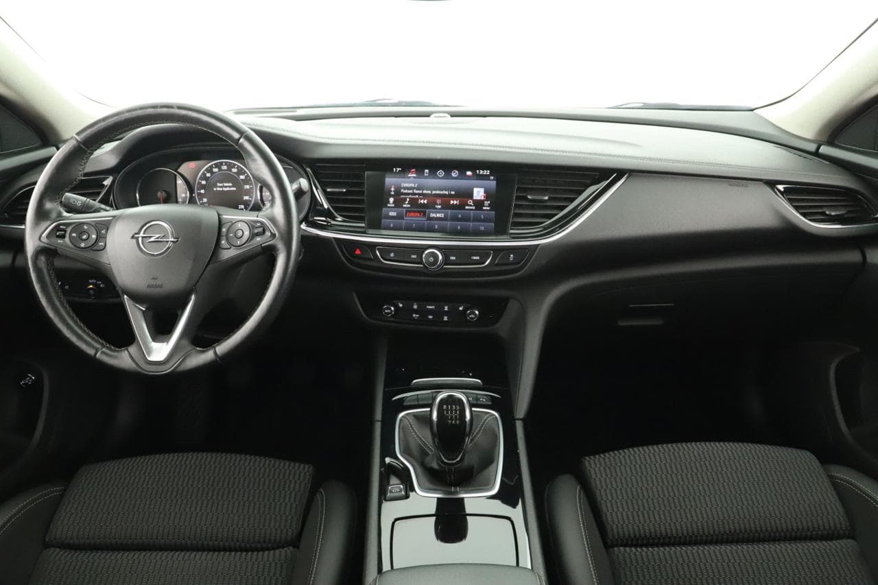 2017 Opel INSIGNIA - 17