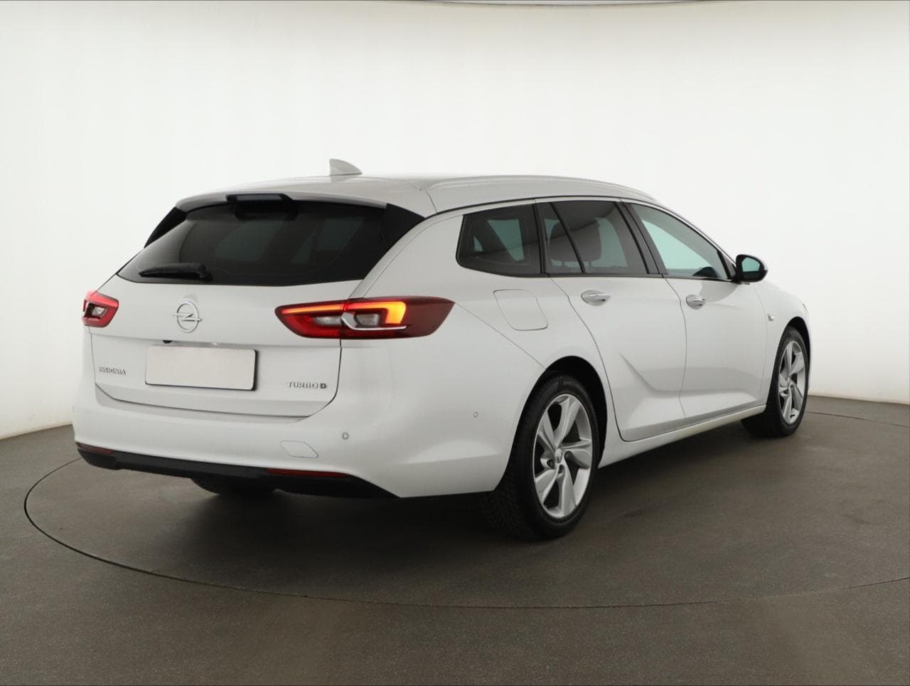 2017 Opel INSIGNIA - 13