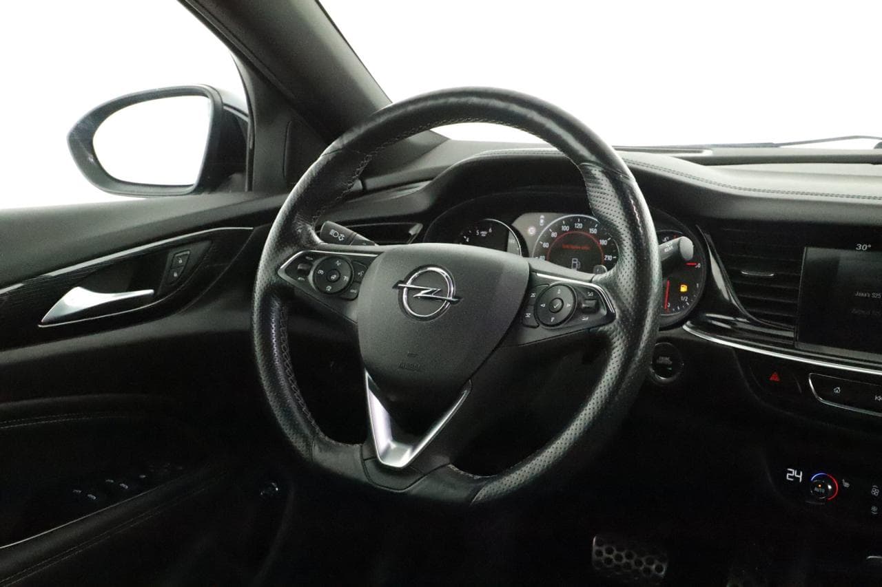2018 Opel INSIGNIA - 21