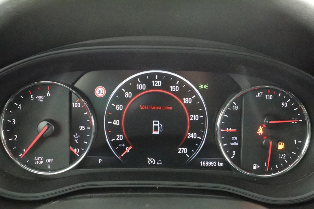 2018 Opel INSIGNIA - 19