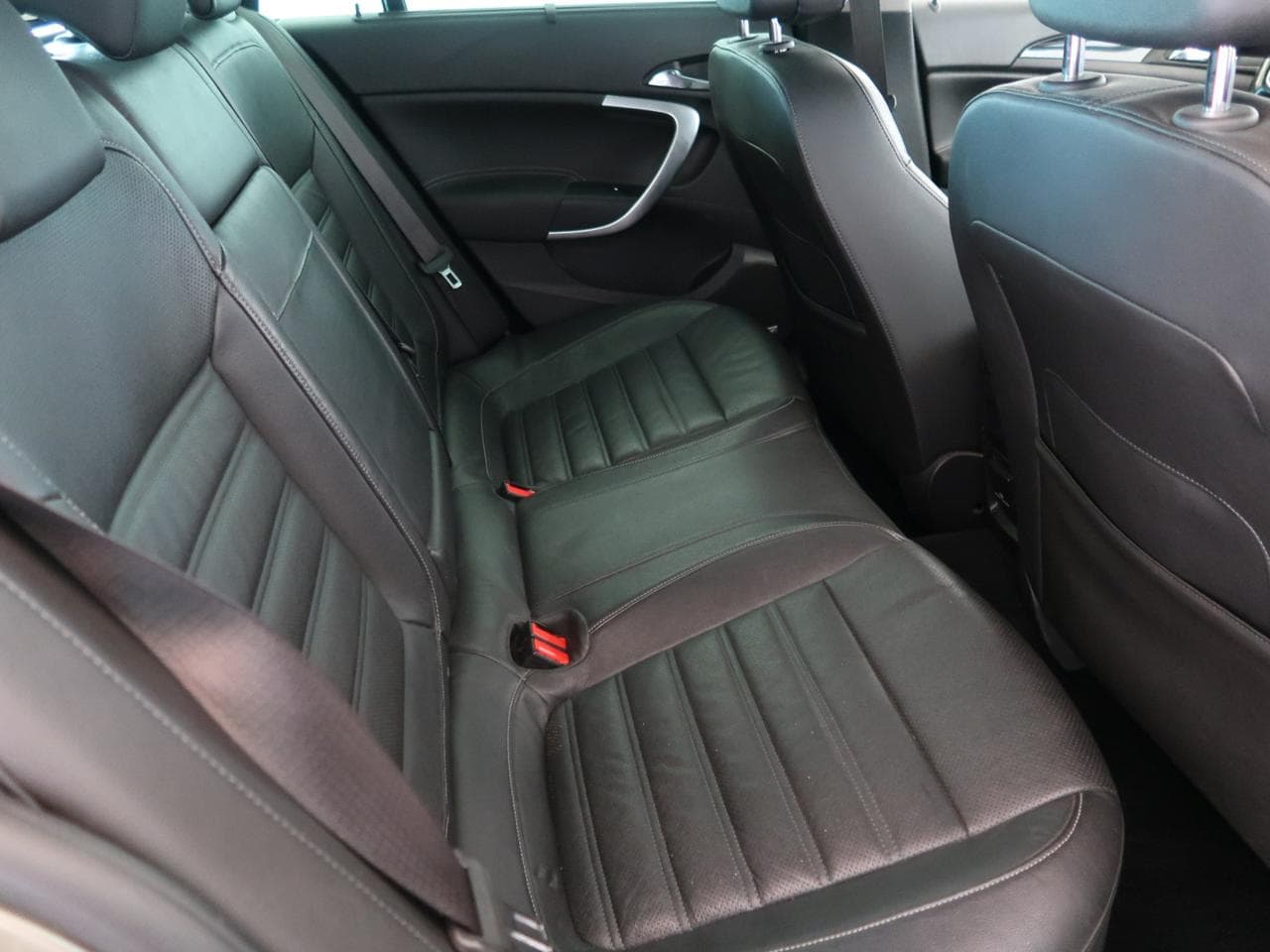 2014 Opel INSIGNIA - 25