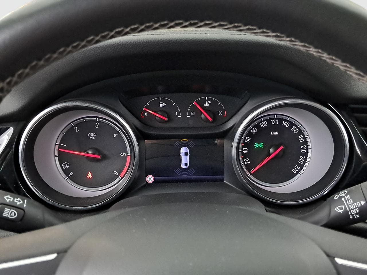 2018 Opel INSIGNIA - 31