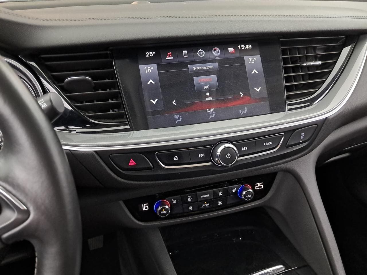 2018 Opel INSIGNIA - 33