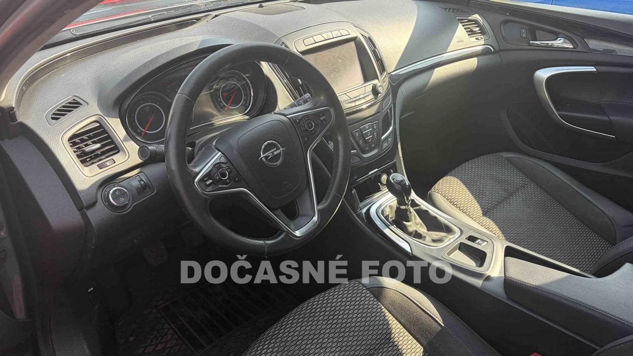 2016 Opel INSIGNIA - 3