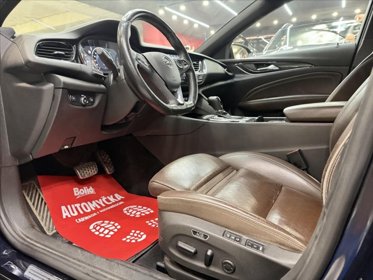 2018 Opel INSIGNIA - 14