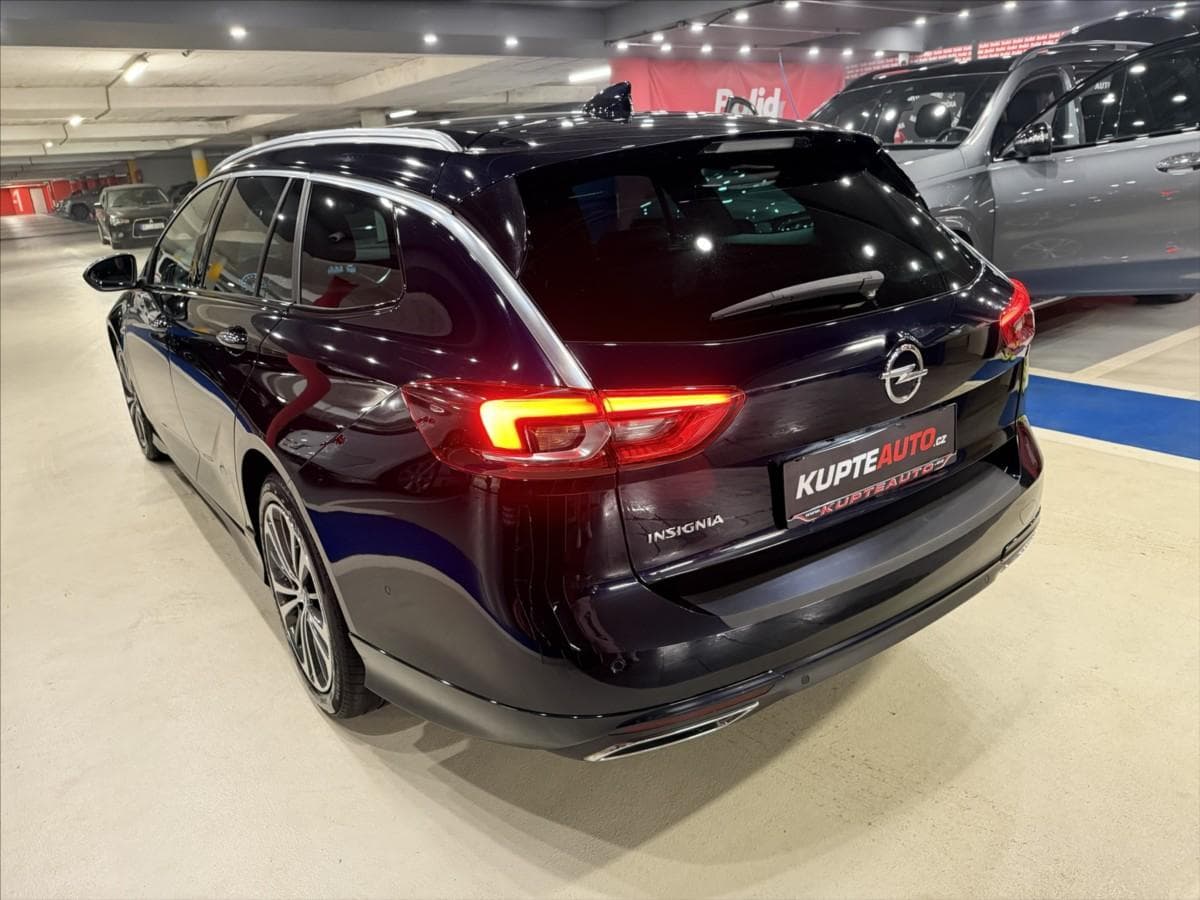 2018 Opel INSIGNIA - 3
