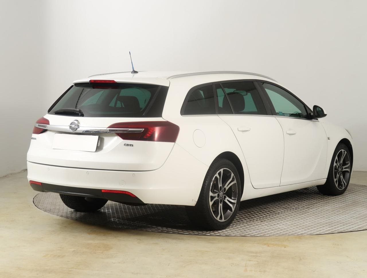 2015 Opel INSIGNIA - 7