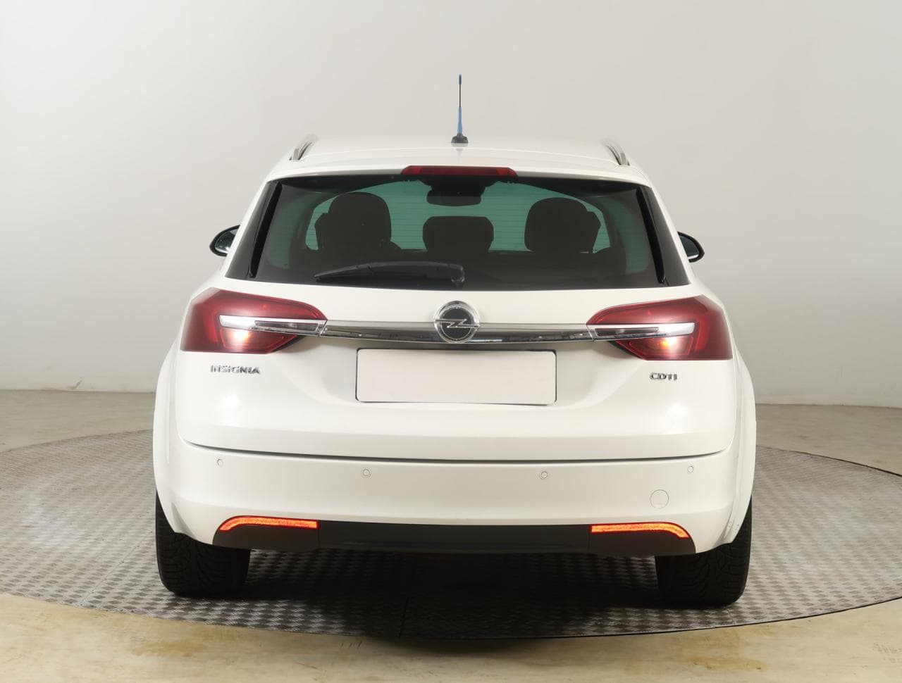 2015 Opel INSIGNIA - 6