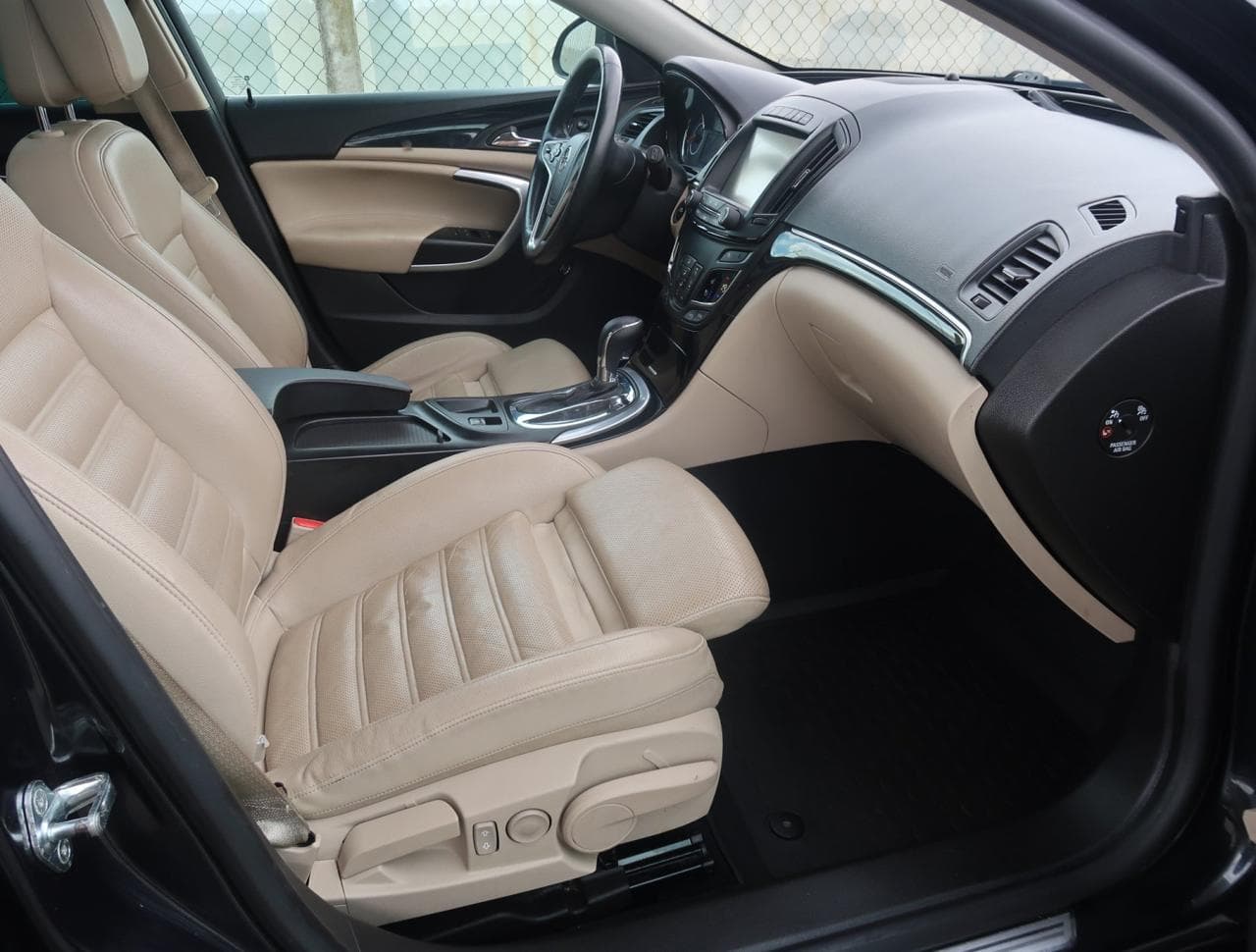 2014 Opel INSIGNIA - 12