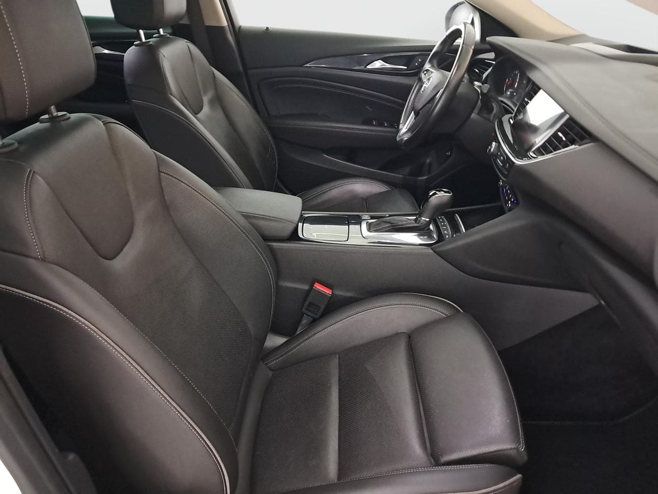 2018 Opel INSIGNIA - 12