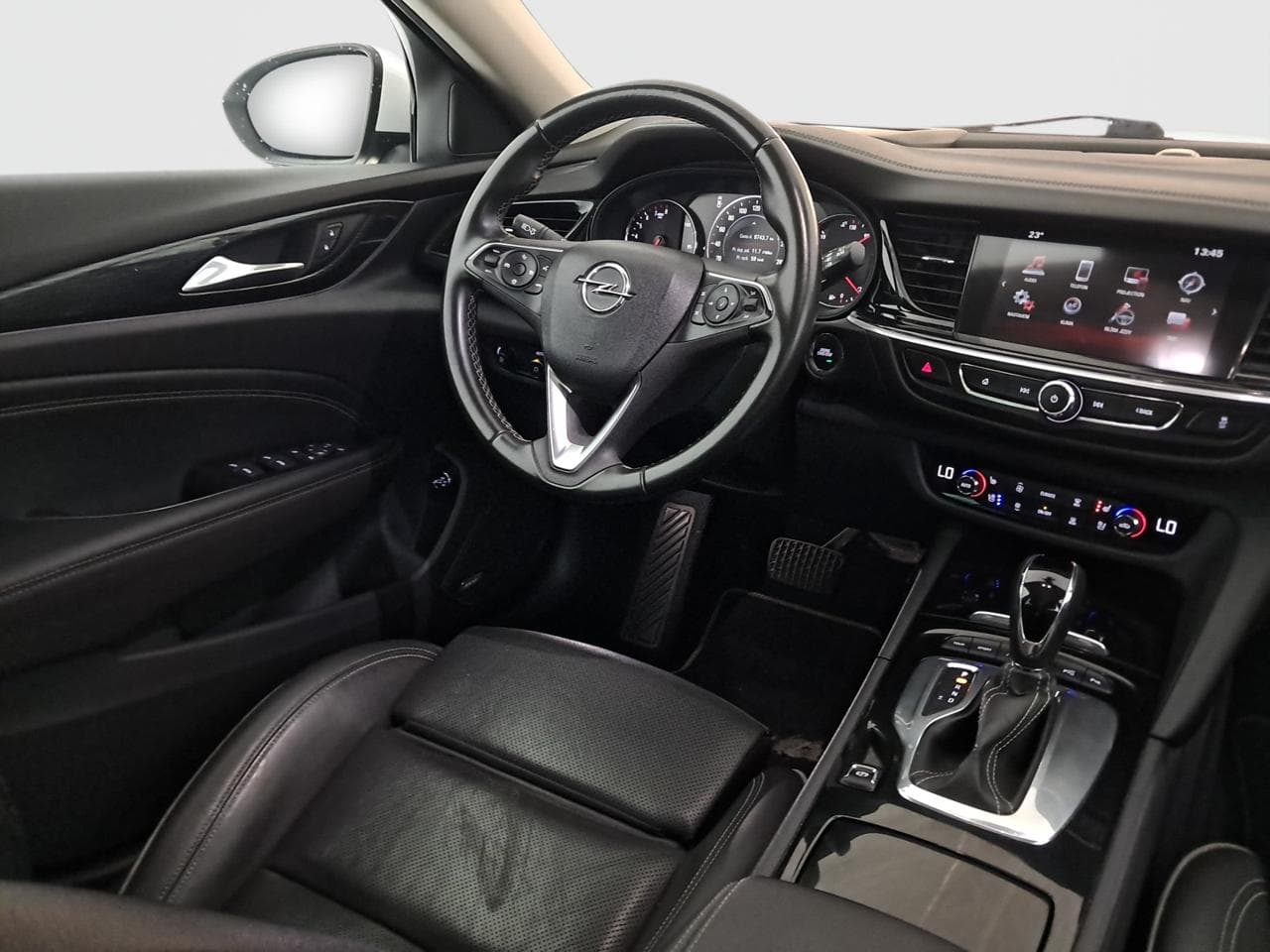 2018 Opel INSIGNIA - 9