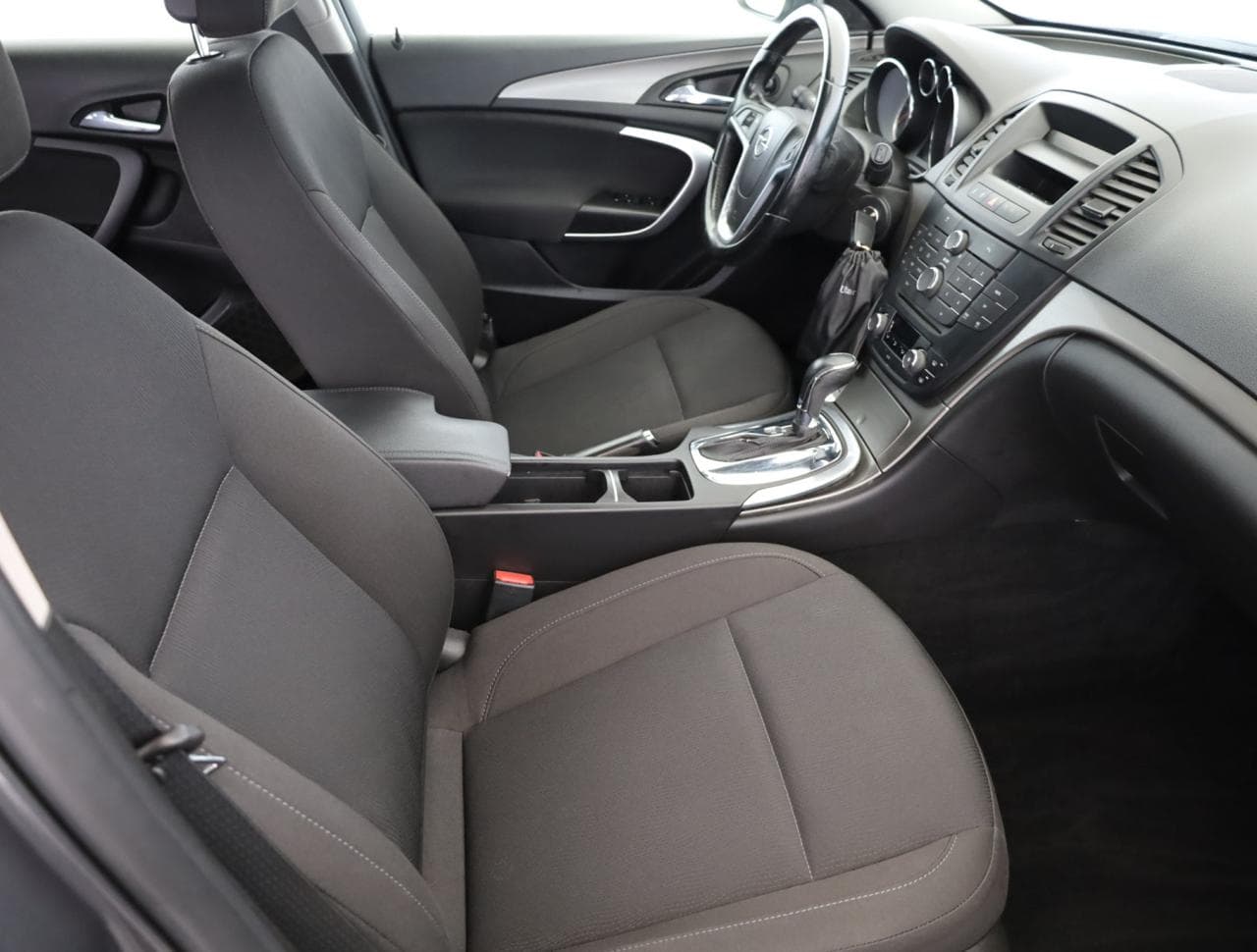 2011 Opel INSIGNIA - 10