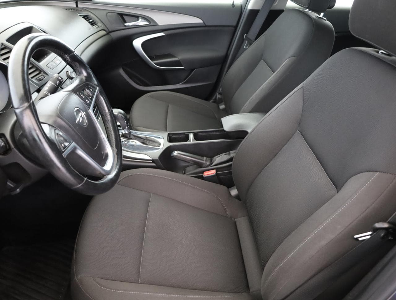 2011 Opel INSIGNIA - 13