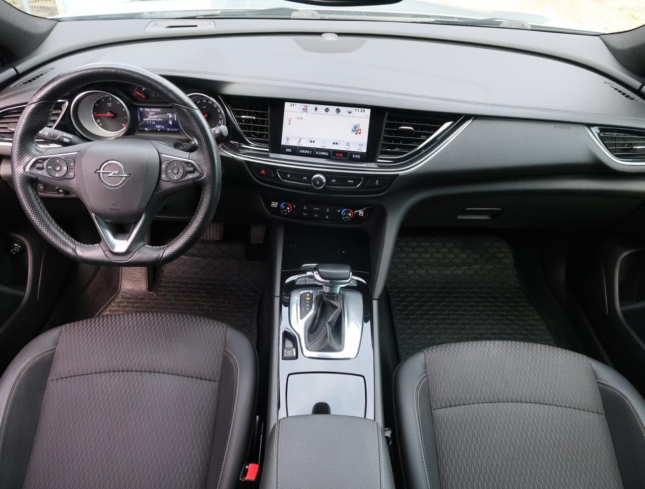 2018 Opel INSIGNIA - 10
