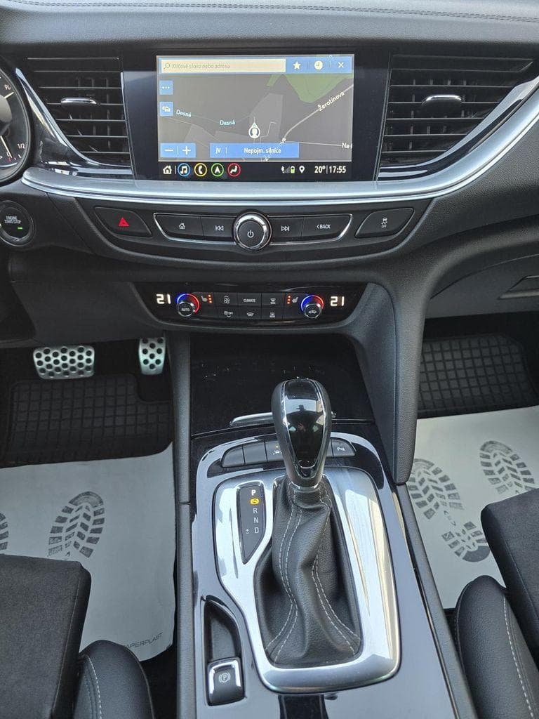 2021 Opel INSIGNIA - 13