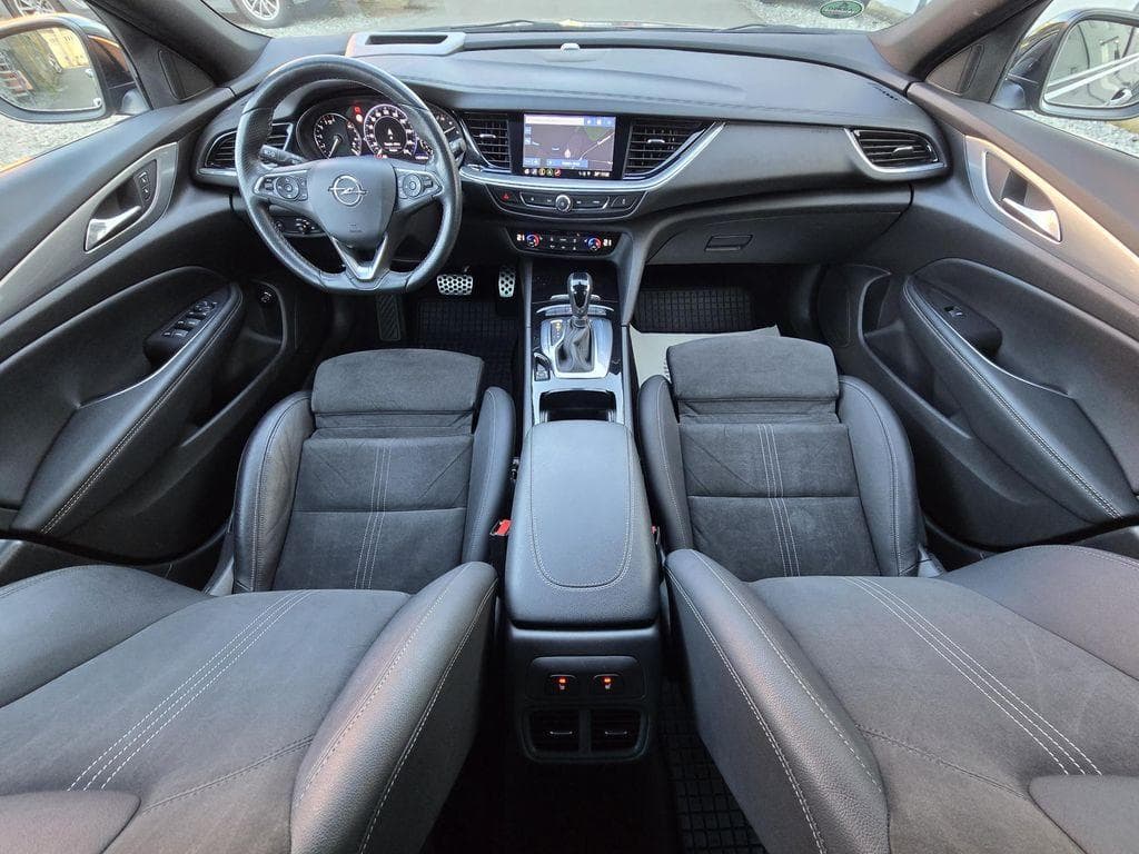 2021 Opel INSIGNIA - 8