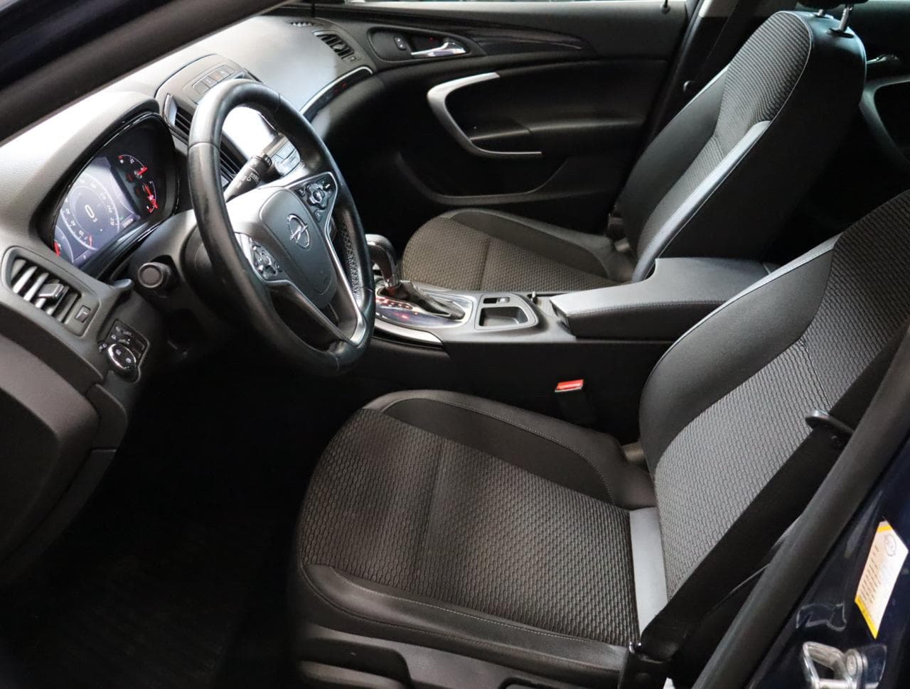 2015 Opel INSIGNIA - 16