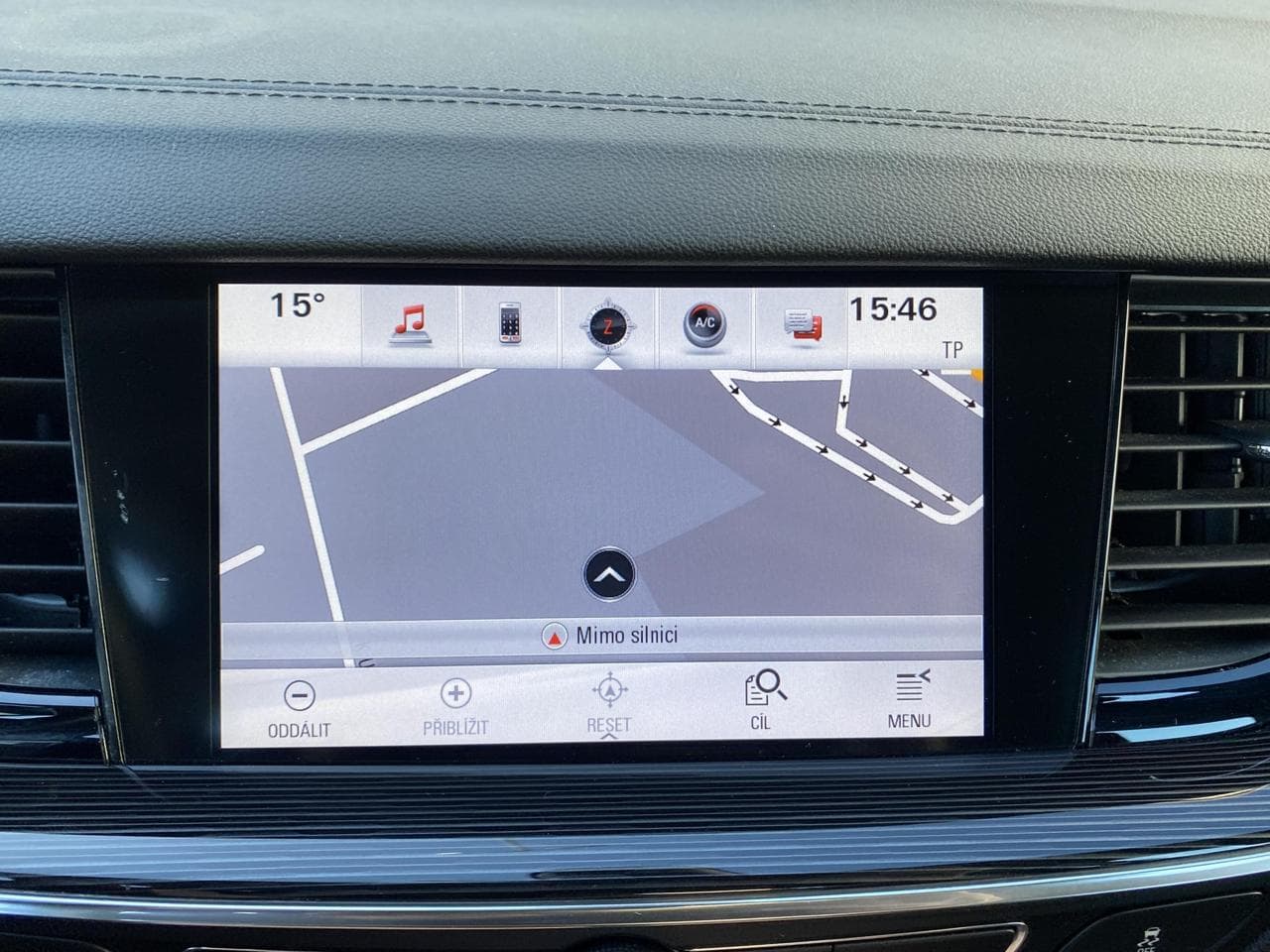 2017 Opel Insignia - 18