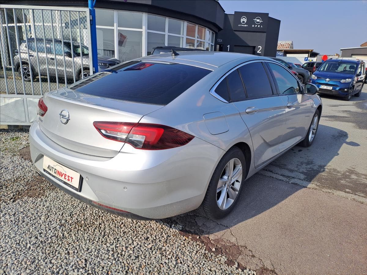 2018 Opel INSIGNIA - 4
