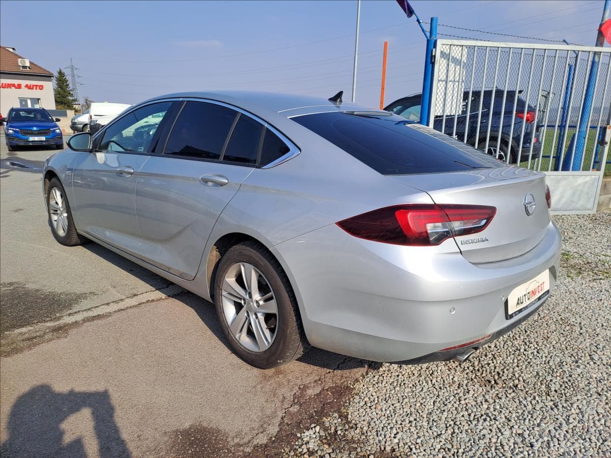 2018 Opel INSIGNIA - 5