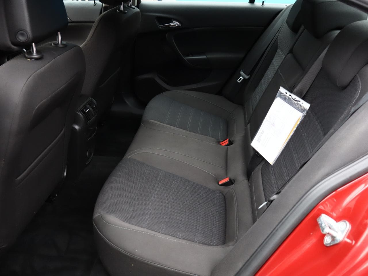 2009 Opel INSIGNIA - 13