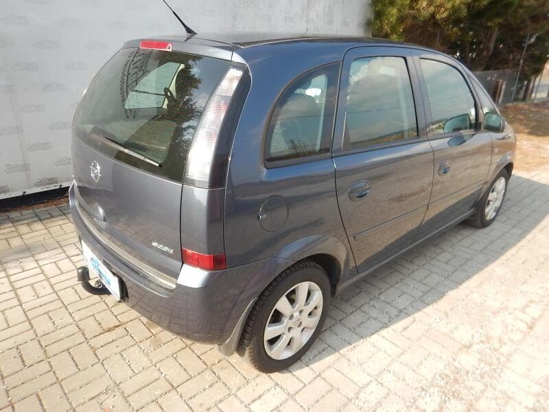 2010 Opel Meriva - 8
