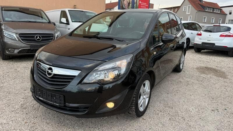 Opel Meriva 1.4i hatchback