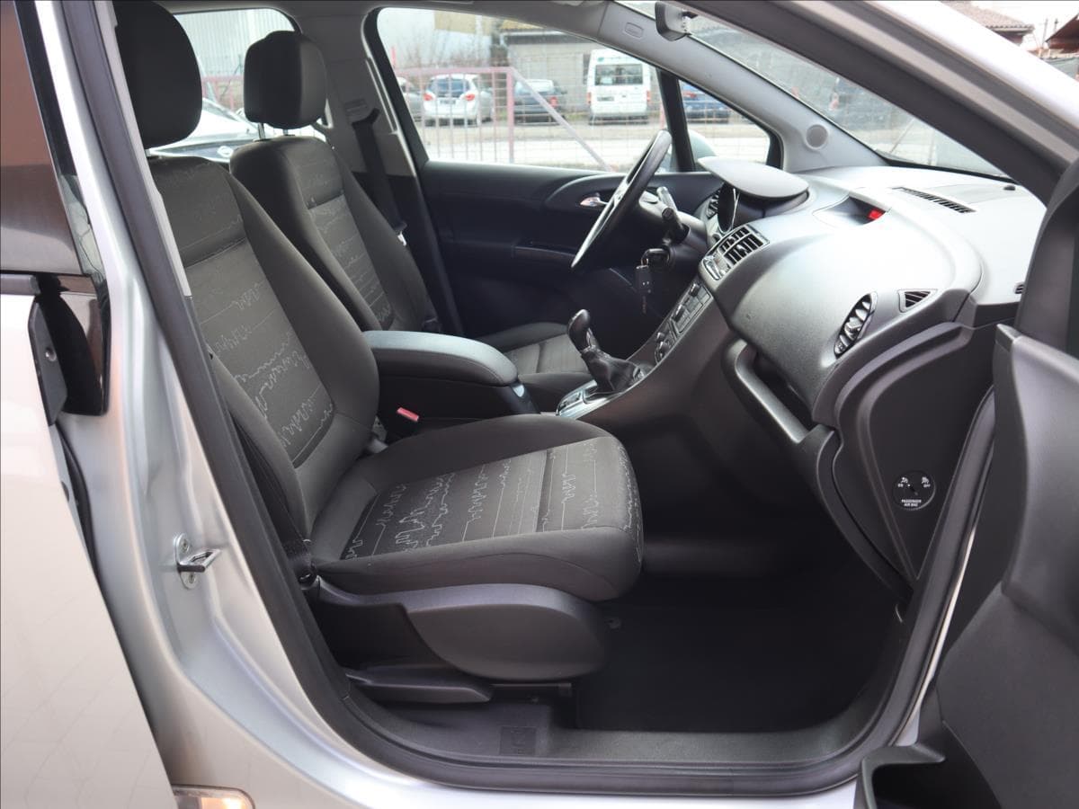 2010 Opel Meriva - 9