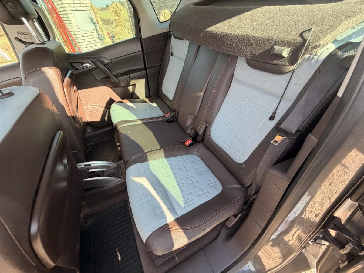 2011 Opel Meriva - 17