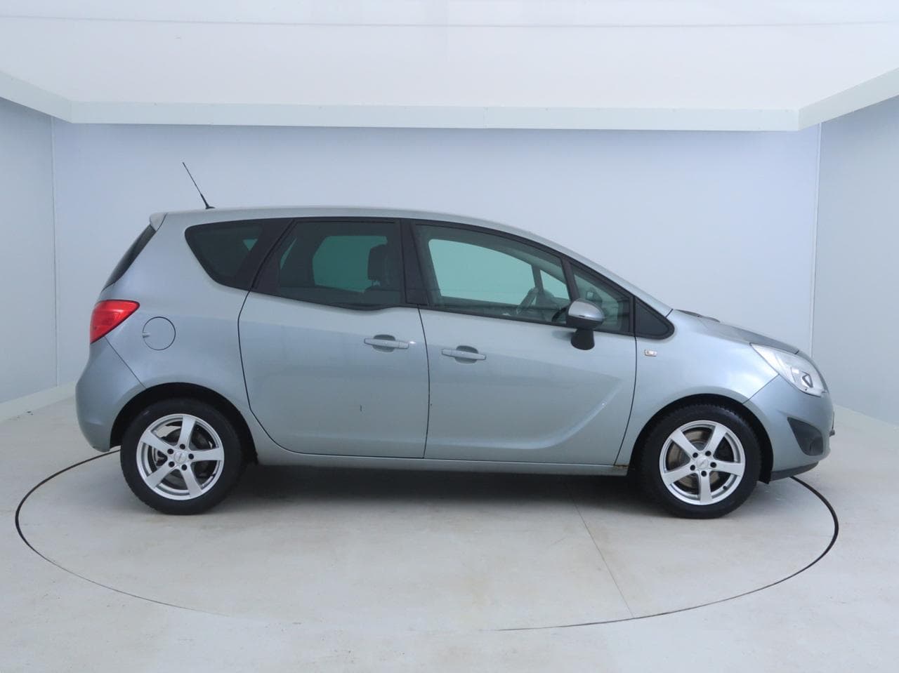 2011 Opel MERIVA - 8