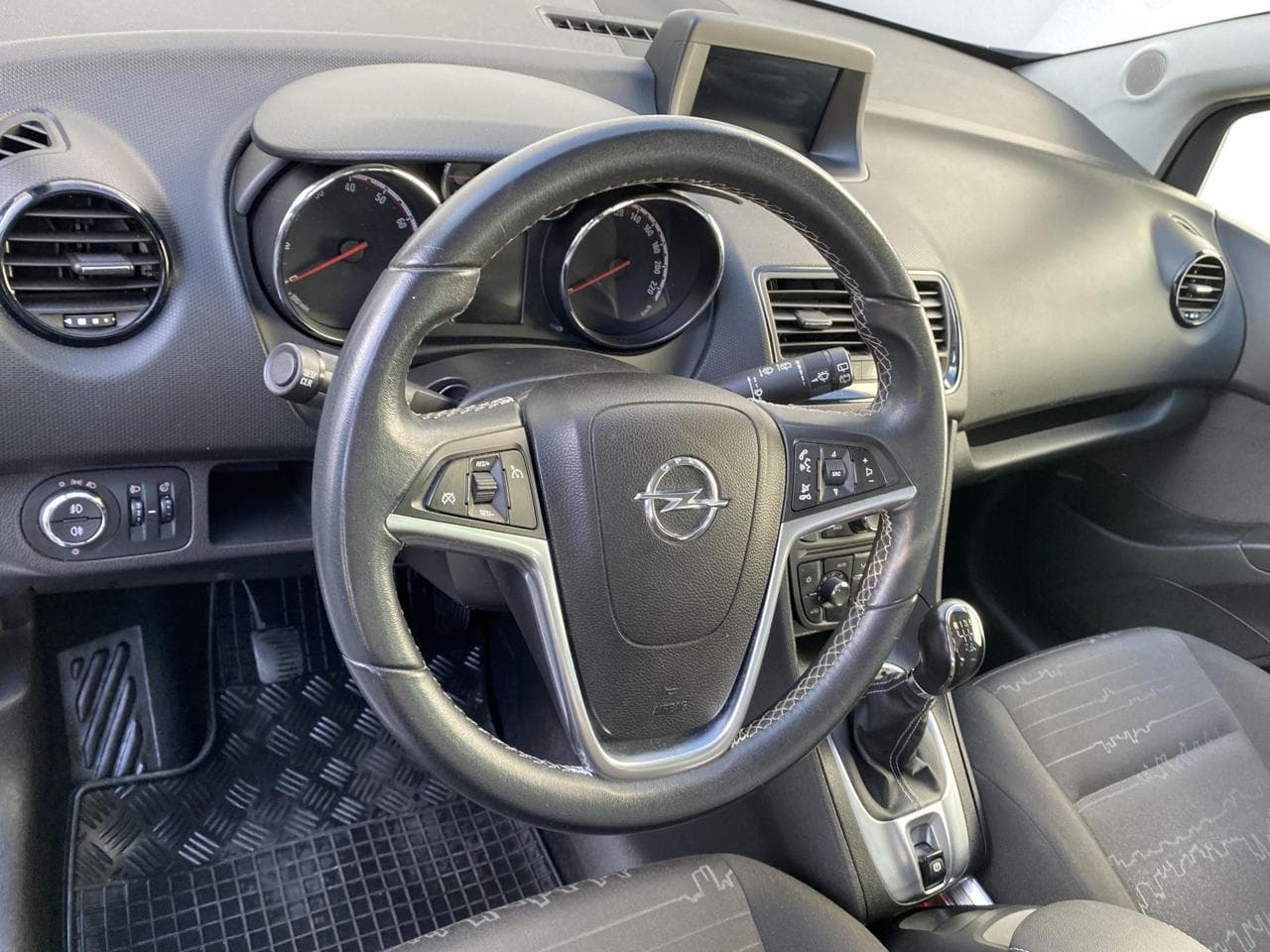 2014 Opel MERIVA - 12
